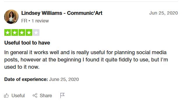 An Agorapulse User Reviewed With a 4-Star Rating